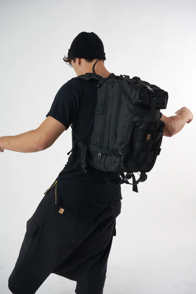 Mochila militar negra 30 Lts.